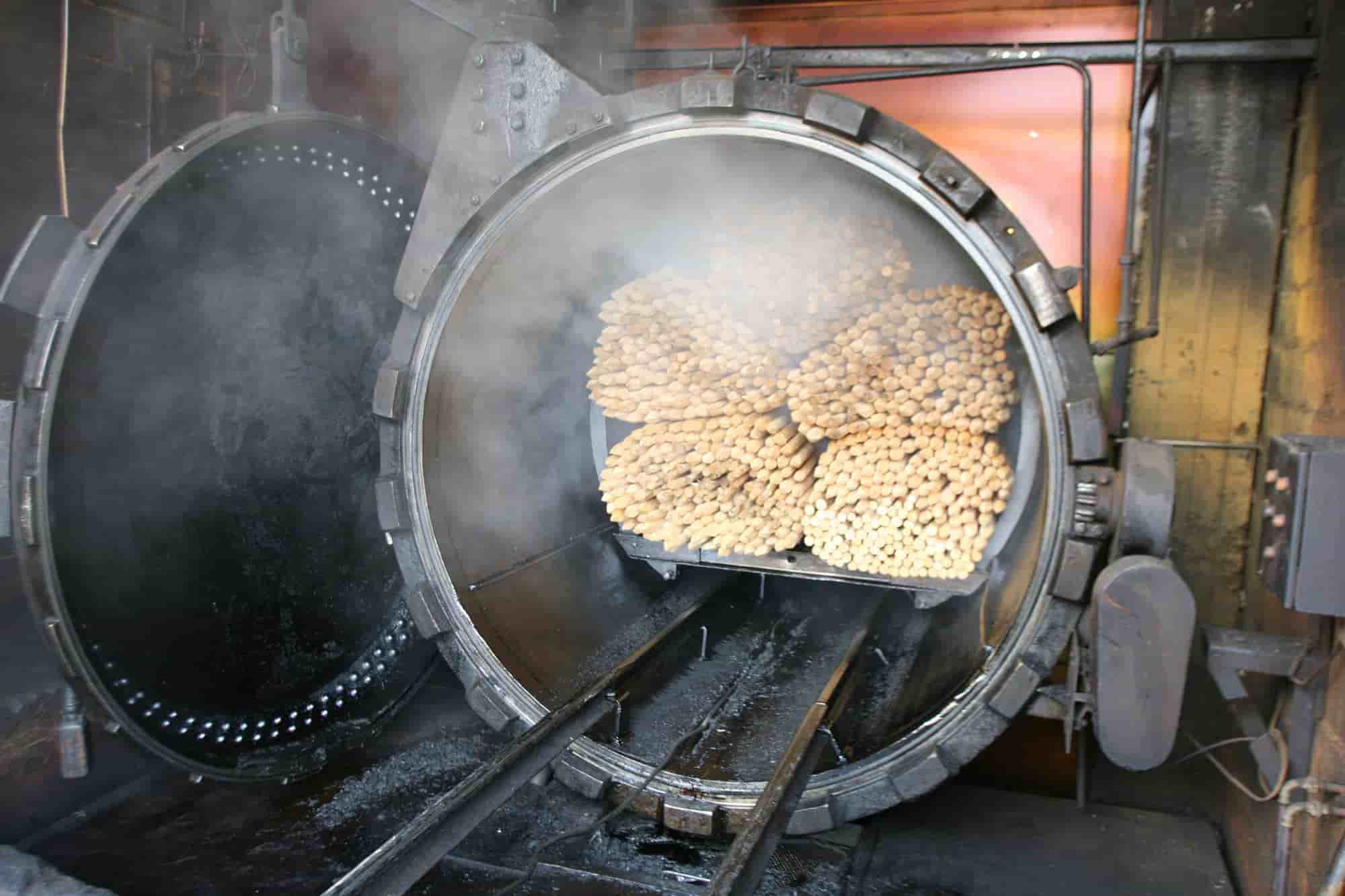 wood autoclave.jpg